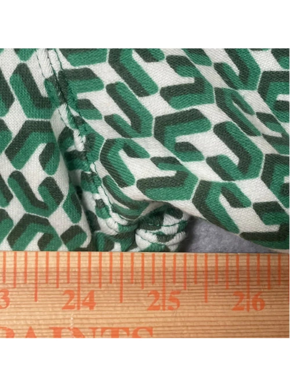 Nike Men’s Medium Green White Geometric Print Pullover Hoodie Logo Sweatshirt